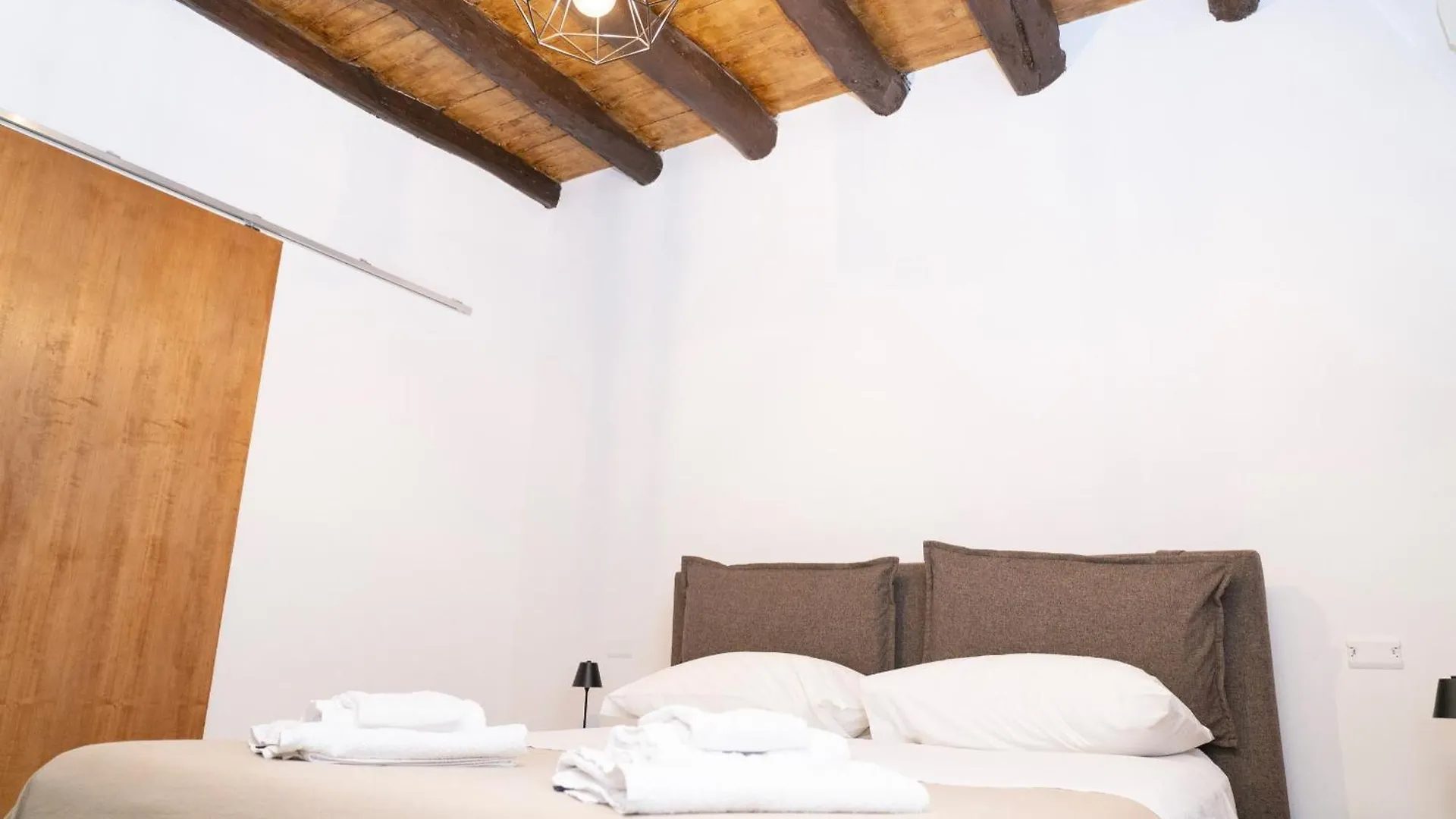 Politeama House Apartment Palermo 0*,  Italy